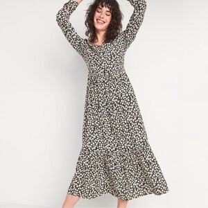 OLD NAVY Ditsy Floral Maxi Dress